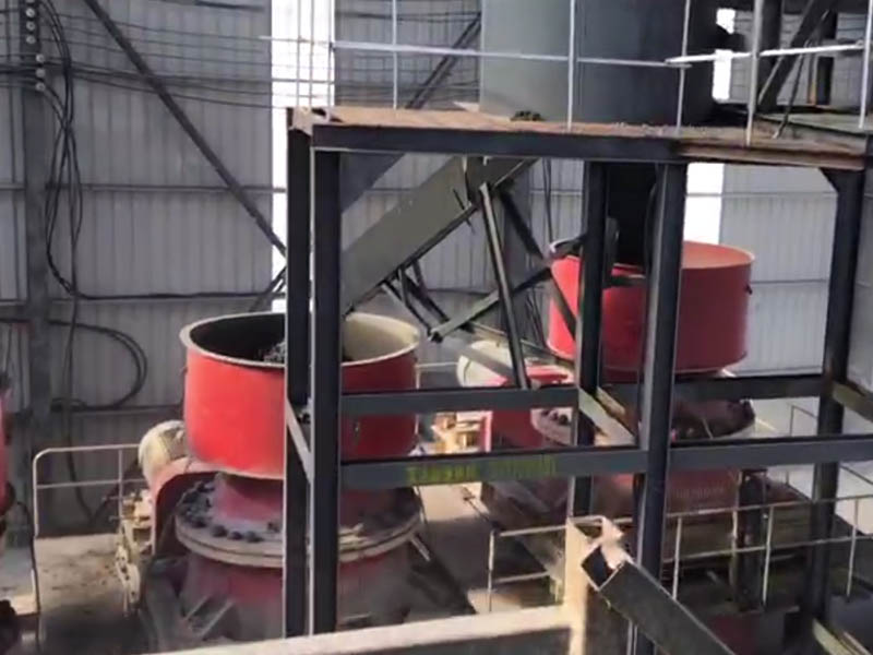 大型石料破碎制砂生產(chǎn)線(xiàn)